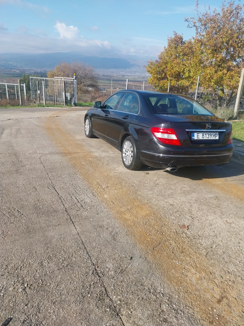 Mercedes-Benz C 220, снимка 5 - Автомобили и джипове - 52698534
