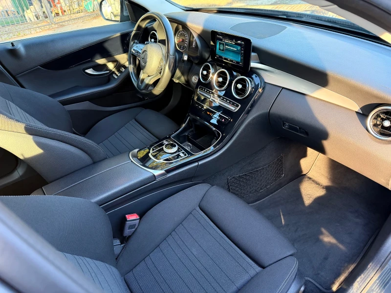 Mercedes-Benz C 180, снимка 8 - Автомобили и джипове - 53107951