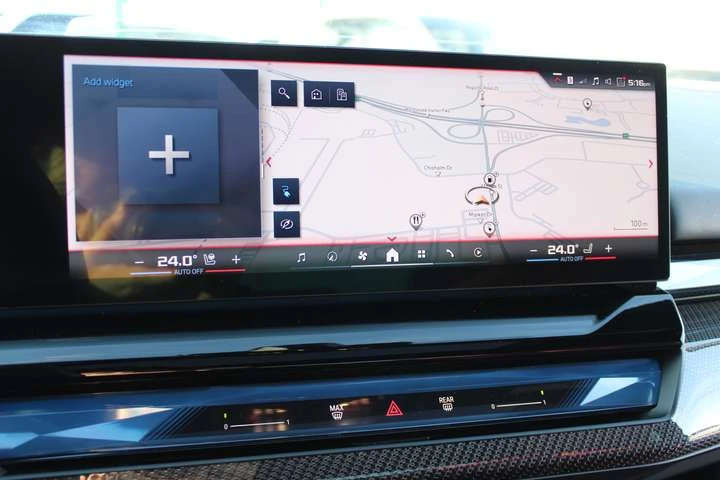 BMW i5 M60 | No Accident | Red Interior | Clean Carfax, снимка 17 - Автомобили и джипове - 54124621