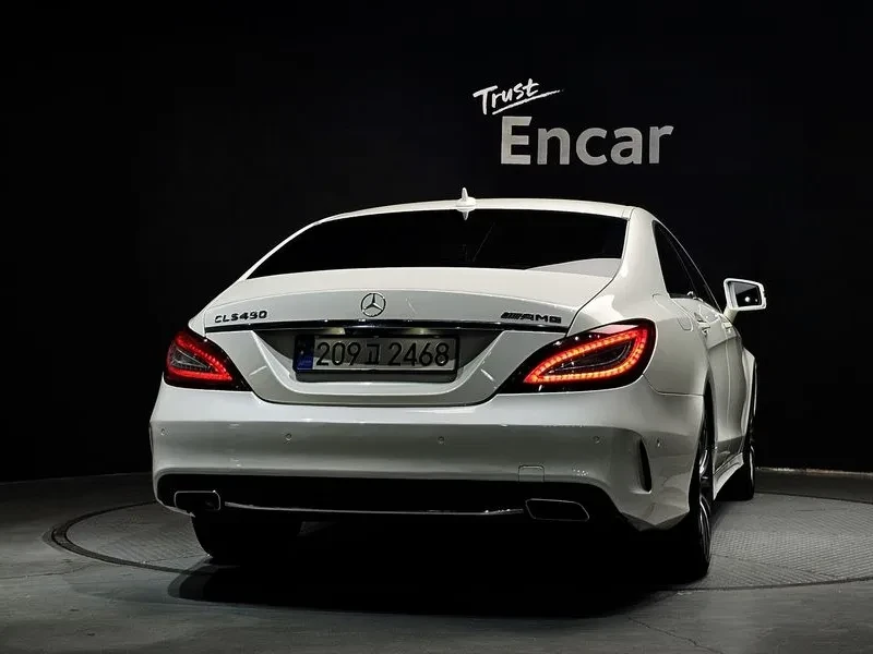 Mercedes-Benz CLS 400 AMG LINE FULL, снимка 4 - Автомобили и джипове - 55703739