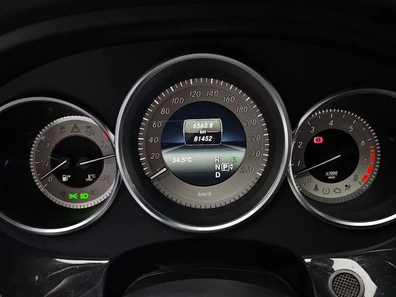 Mercedes-Benz CLS 400 AMG LINE FULL, снимка 8 - Автомобили и джипове - 55703739