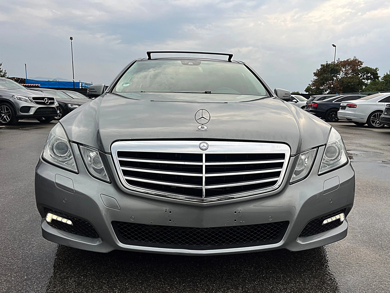 Mercedes-Benz E 350 AMG OPTIK-PANORAMA-AVANGARDE-XENON-LED-GERMANIA-!!, снимка 1