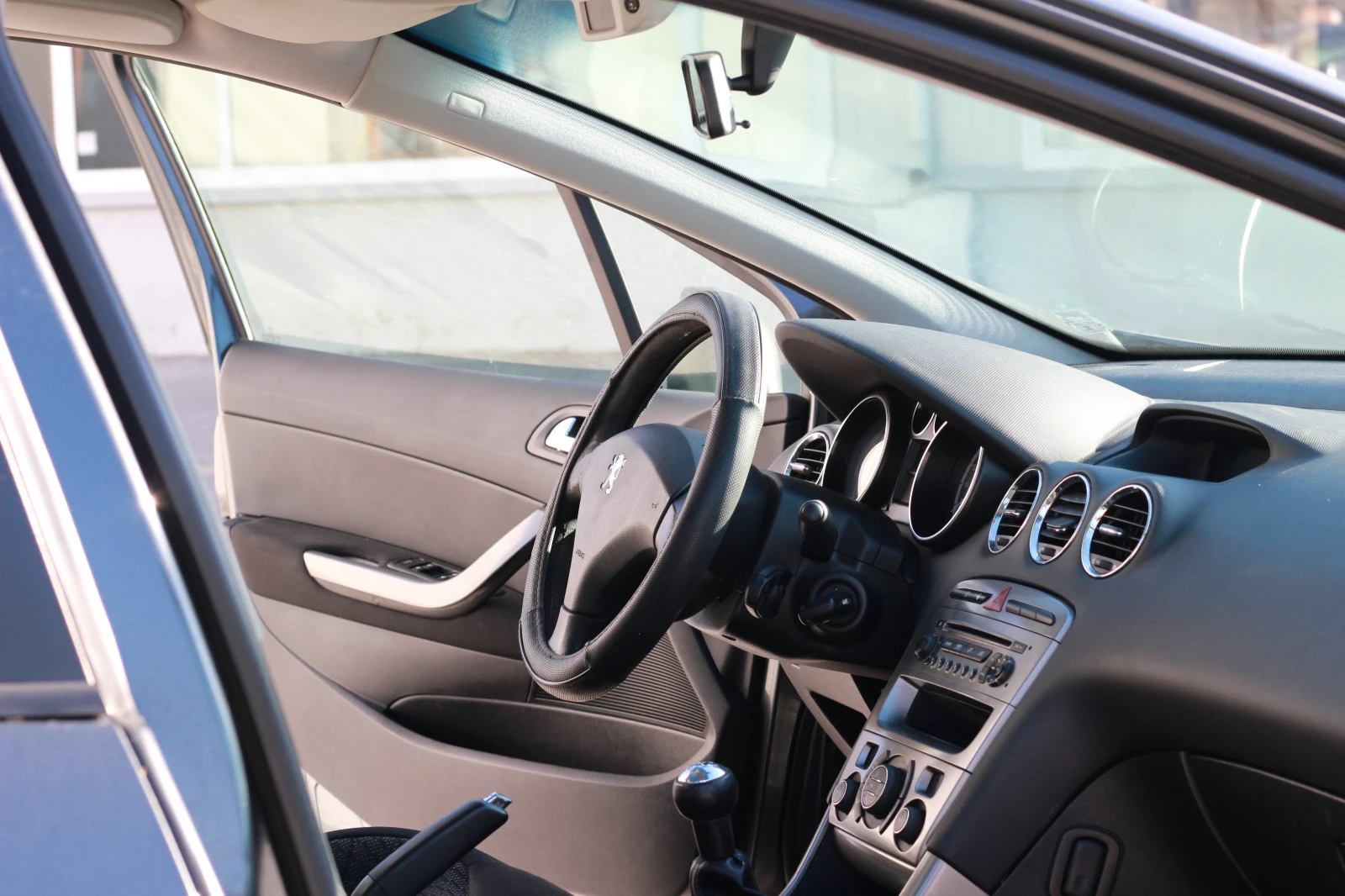 Peugeot 308 SW, 7 места - изображение 5