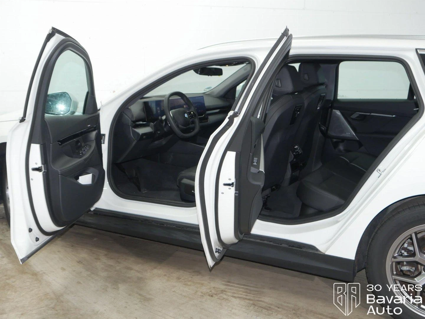 BMW 520 d xDrive Touring Steptronic - изображение 5