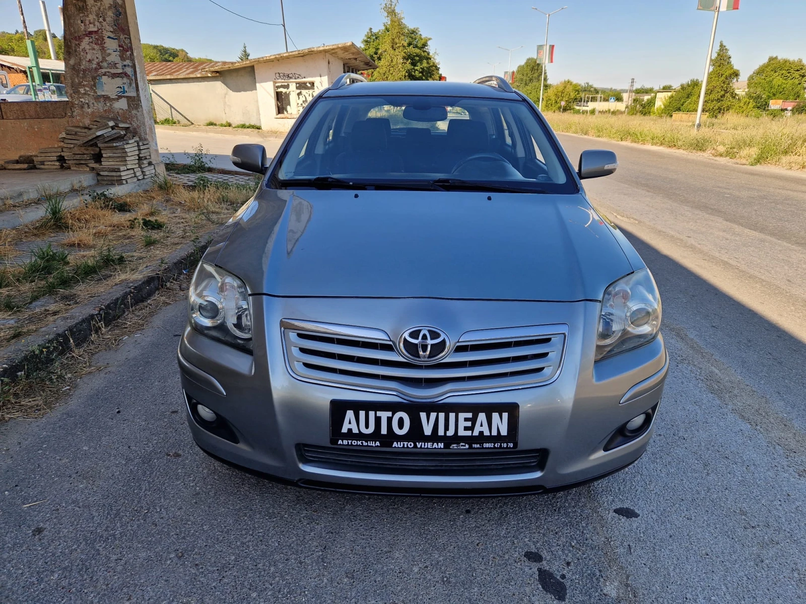 Toyota Avensis 2.2-ДИЗЕЛ-150кс - изображение 2
