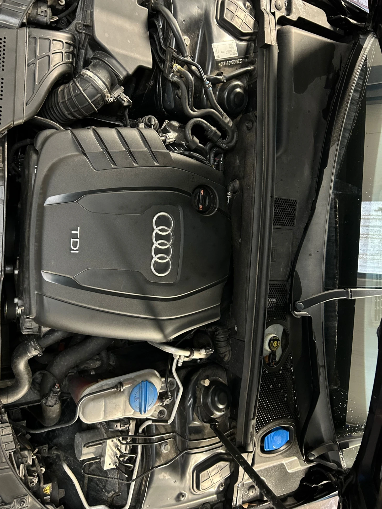 Audi A4 2.0TDI FACELIFT - изображение 8