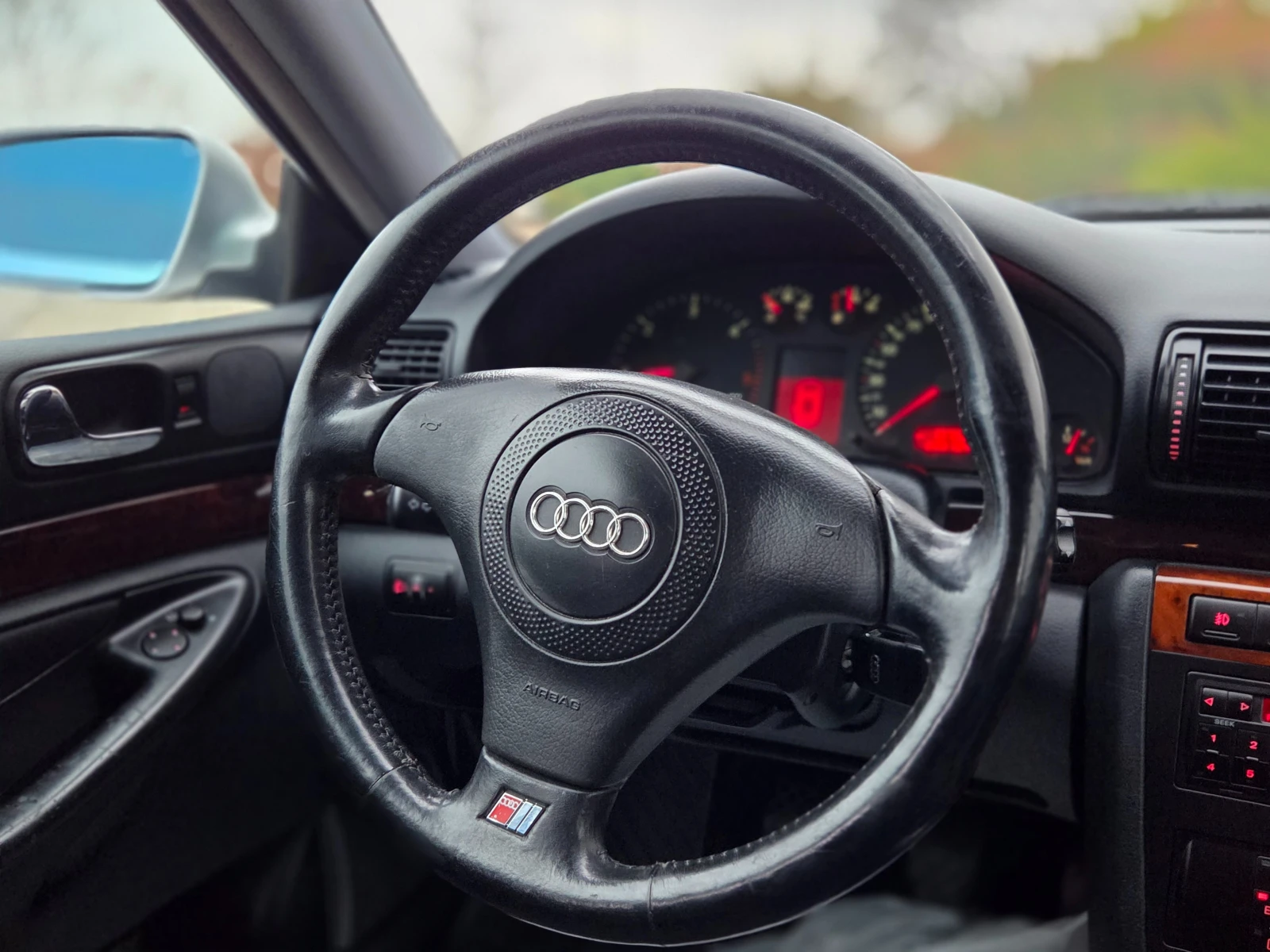 Audi A4 1.9TDI 116к.с. 6 скорости* QUATTRO* УНИКАТ* , снимка 11 - Автомобили и джипове - 53963221