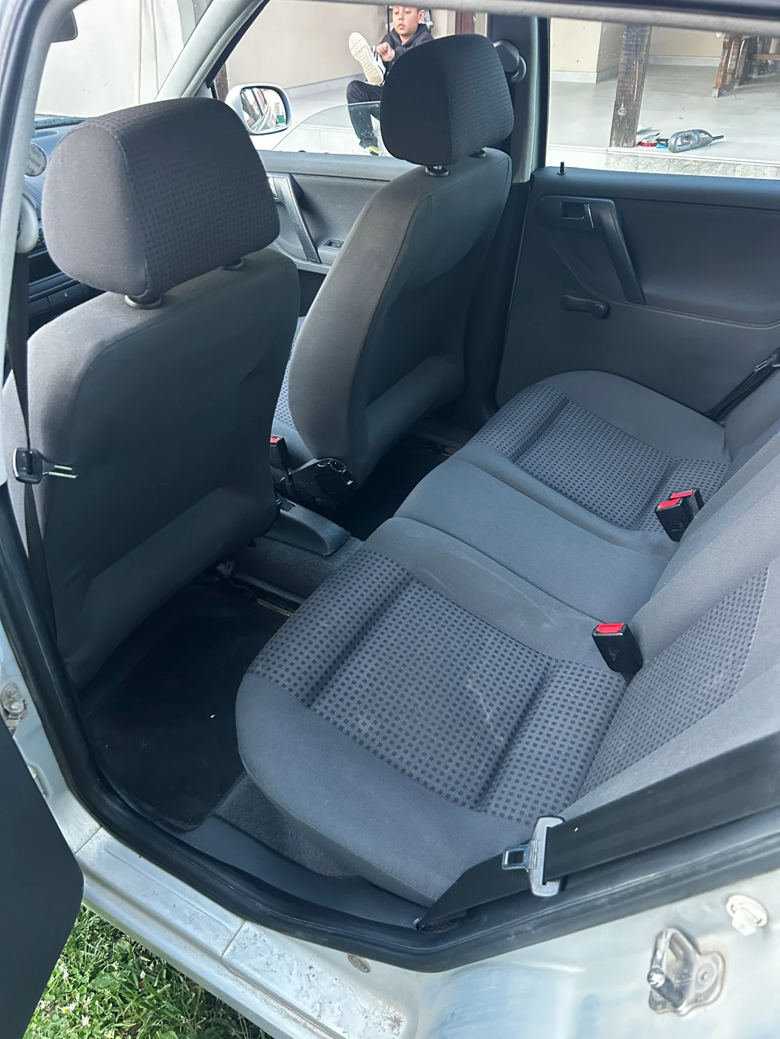 VW Polo 1.4mpi, снимка 6 - Автомобили и джипове - 54339937