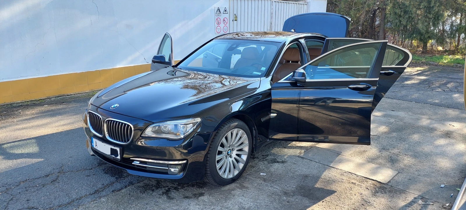BMW 740 Xdrive, снимка 2 - Автомобили и джипове - 54556140