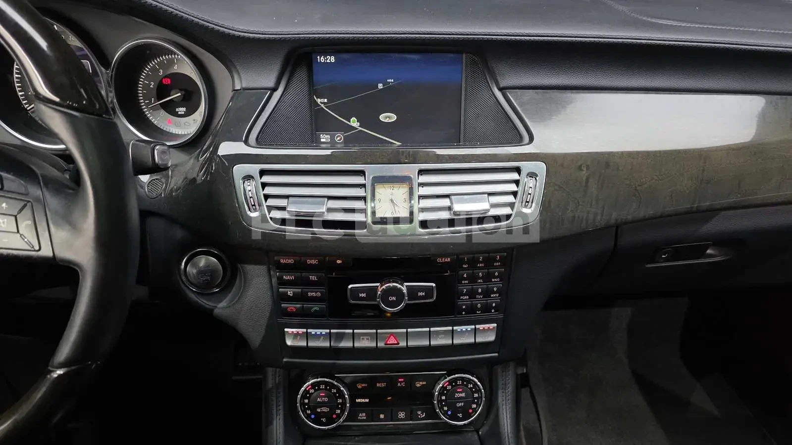 Mercedes-Benz CLS 350 4MATIC PANORAMA#УНИКАТ# !FULL!, снимка 12 - Автомобили и джипове - 55146940