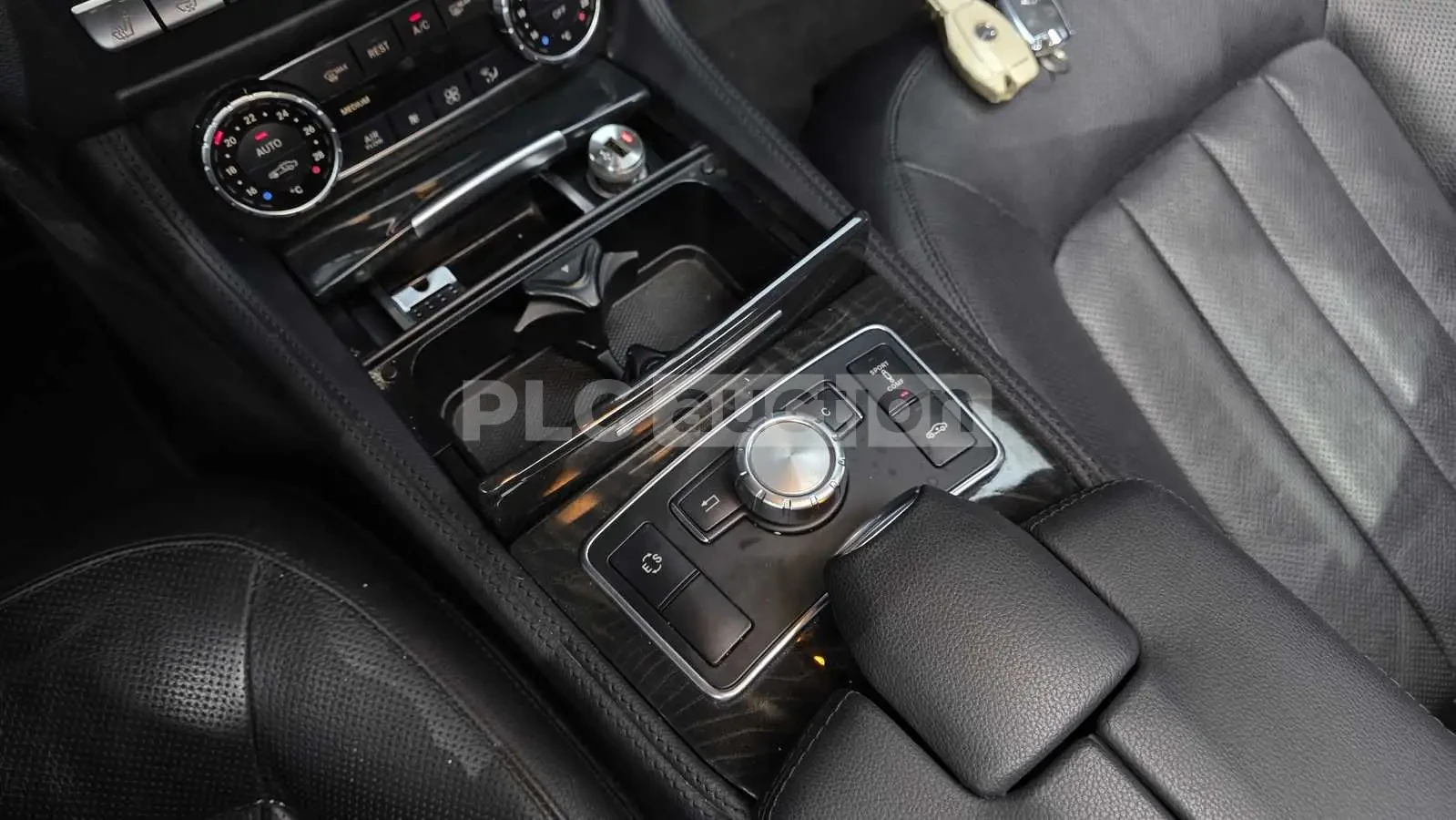 Mercedes-Benz CLS 350 4MATIC PANORAMA#УНИКАТ# !FULL!, снимка 8 - Автомобили и джипове - 55146940