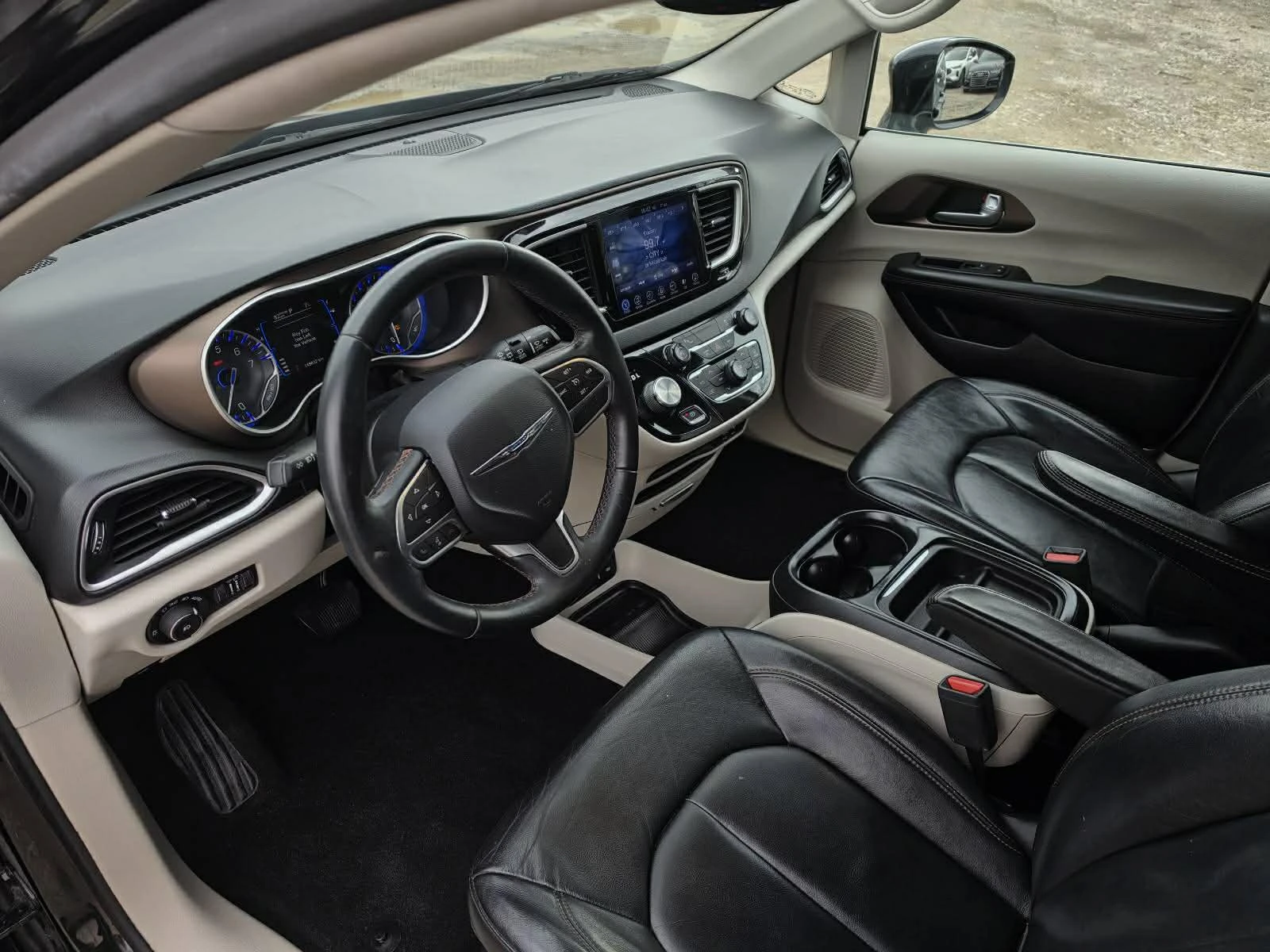 Chrysler Pacifica 3, 6L Pentastar , снимка 10 - Автомобили и джипове - 55622823