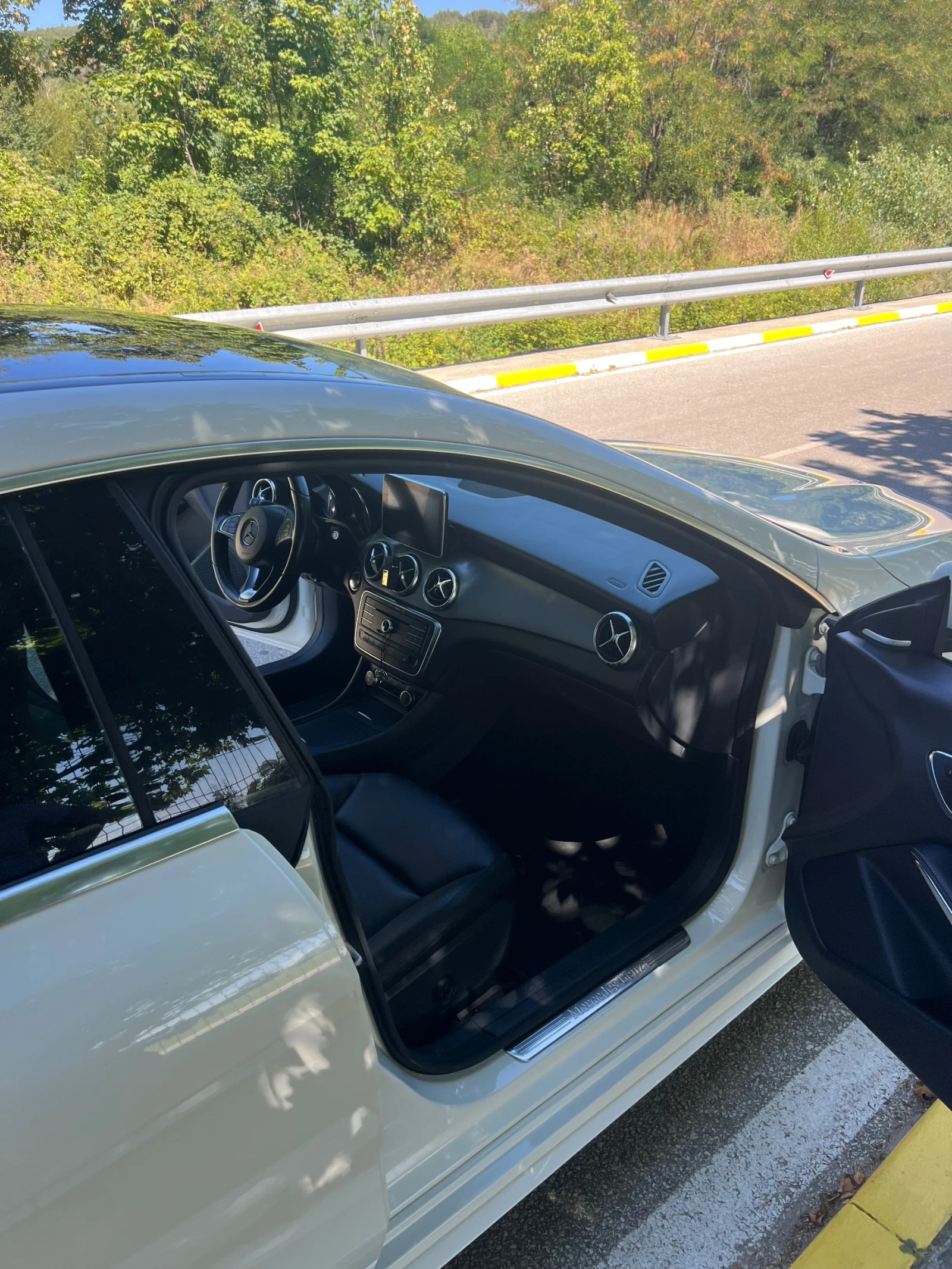 Mercedes-Benz CLA 250, снимка 6 - Автомобили и джипове - 55678747