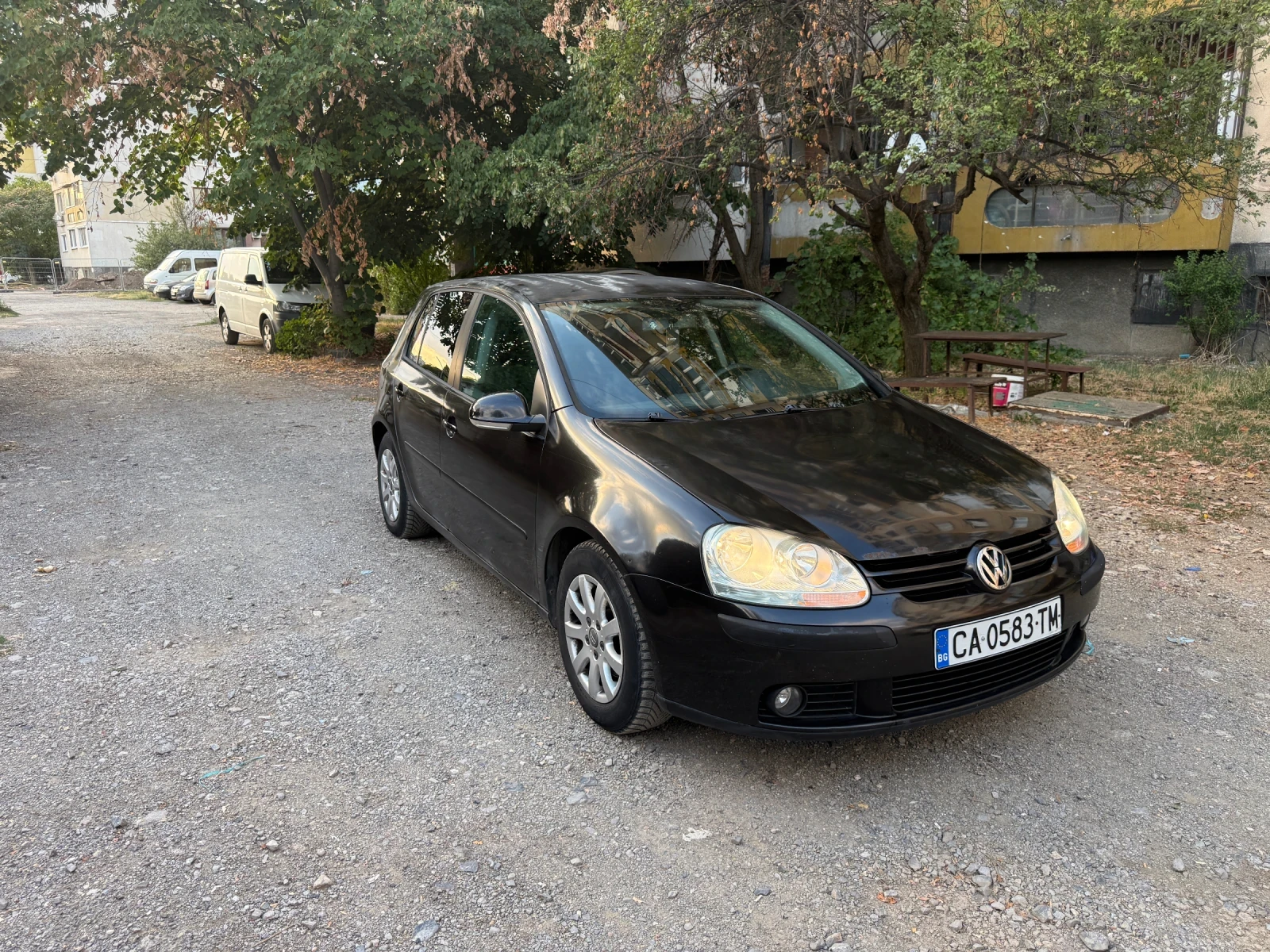 VW Golf 5, снимка 3 - Автомобили и джипове - 55934508