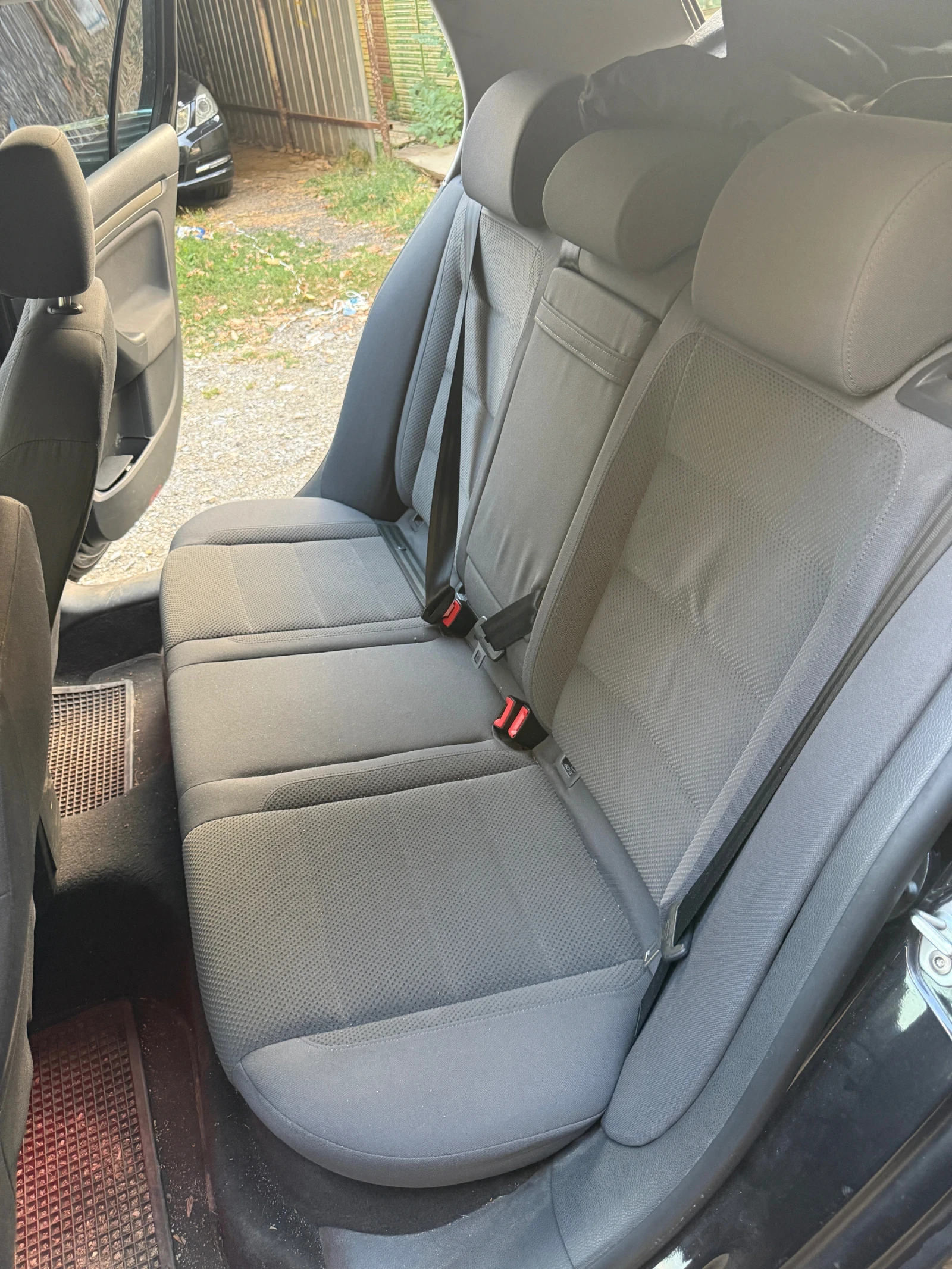 VW Golf 5, снимка 9 - Автомобили и джипове - 55934508