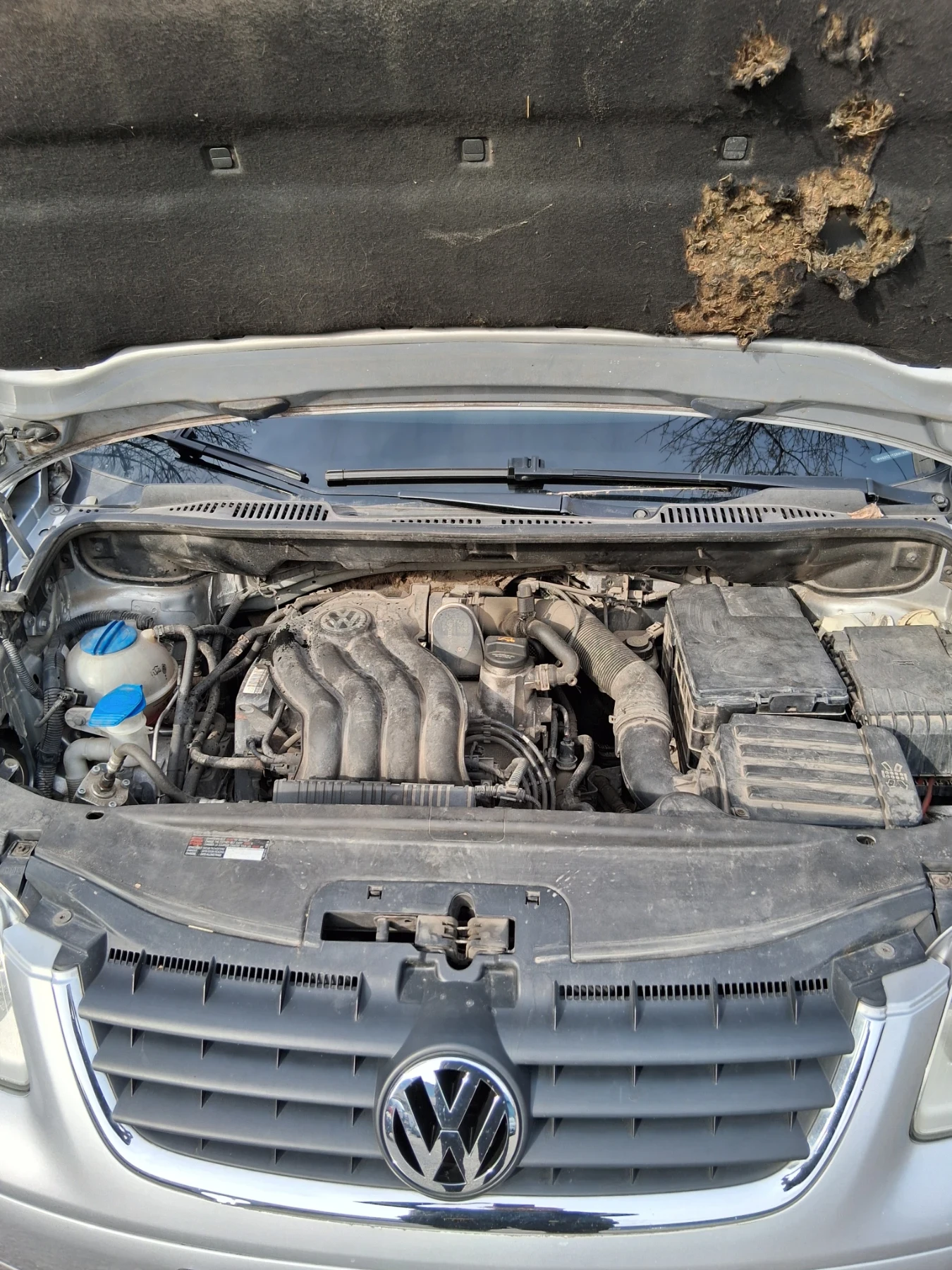 VW Touran 2.0 Ecofuel, снимка 6 - Автомобили и джипове - 56131811