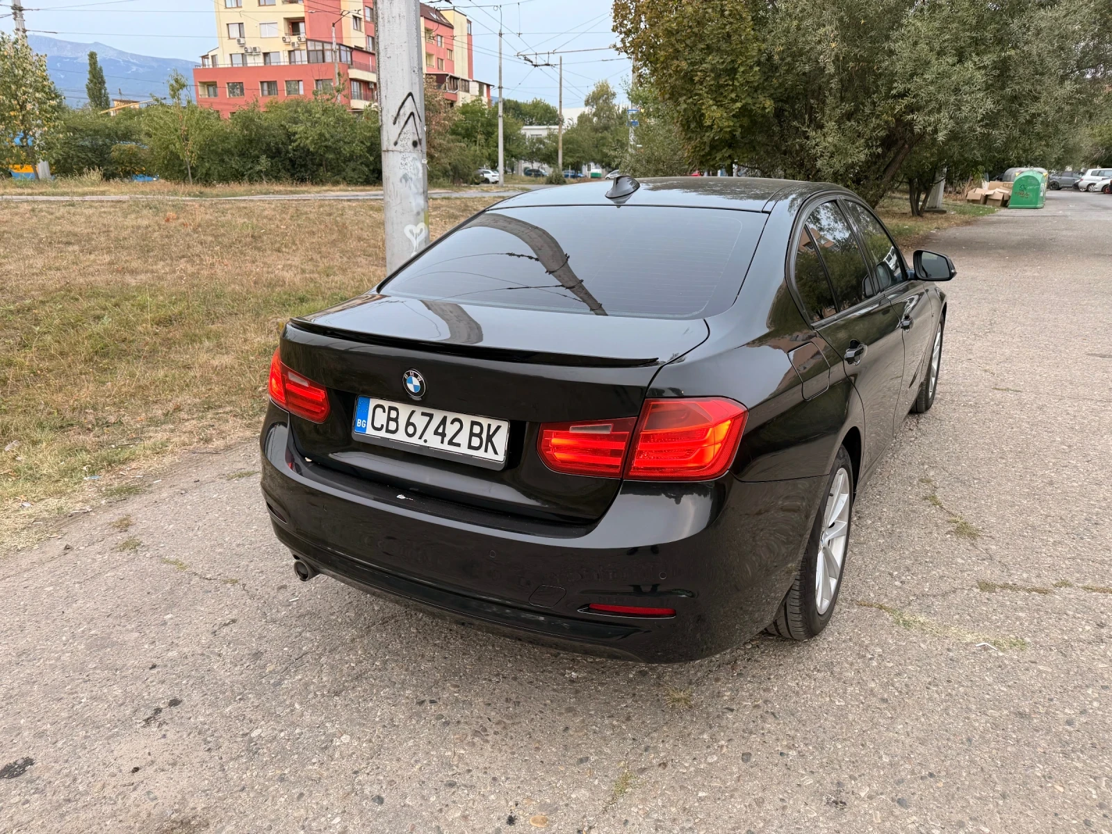 BMW 320, снимка 4 - Автомобили и джипове - 56219503