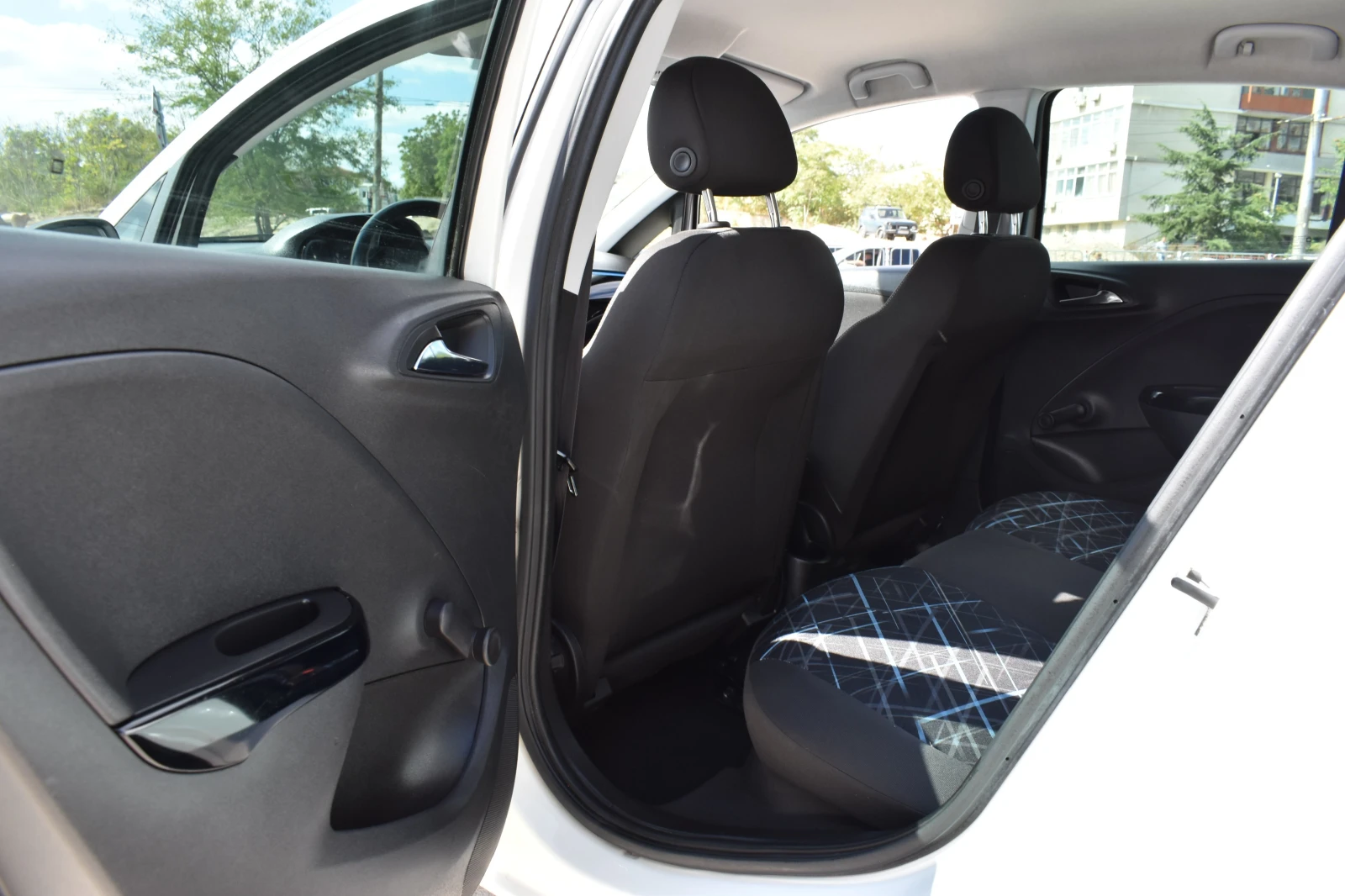 Opel Corsa 1.4i* ���.��������� | Mobile.bg � ����������� 12