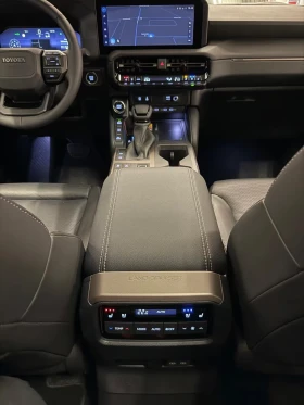 Toyota Land cruiser LC250/204HP/TEC-EDITION/7S/PANO/HUD/JBL/360/589g, снимка 11