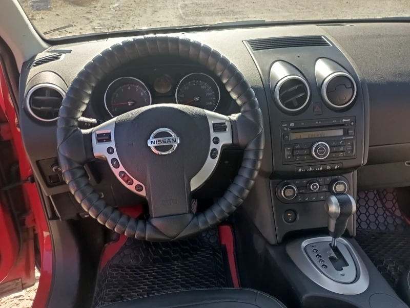 Nissan Qashqai 2.0, кожа, панорама, ГАЗ, снимка 11 - Автомобили и джипове - 48230883