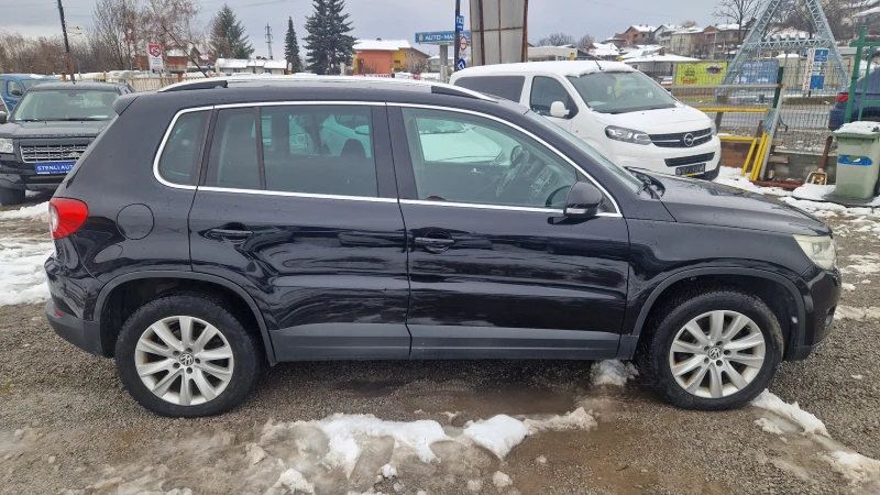 VW Tiguan 2.0 TDi 4x4 AUT., снимка 7 - Автомобили и джипове - 48480959