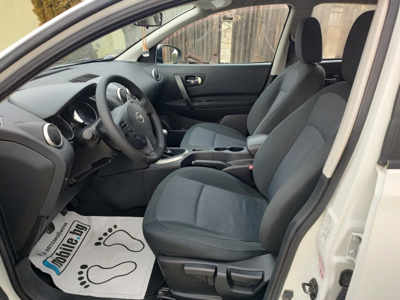 Nissan Qashqai = = 1.6= = , снимка 8 - Автомобили и джипове - 48486640