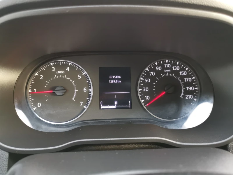 Dacia Duster 1.5dCi E6D, снимка 16 - Автомобили и джипове - 51605509