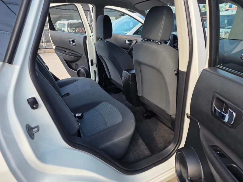 Nissan Qashqai 1.6i-117к.с EURO 5-КЛИМАТИК- ШВЕЙЦАРИЯ, снимка 14 - Автомобили и джипове - 51772675