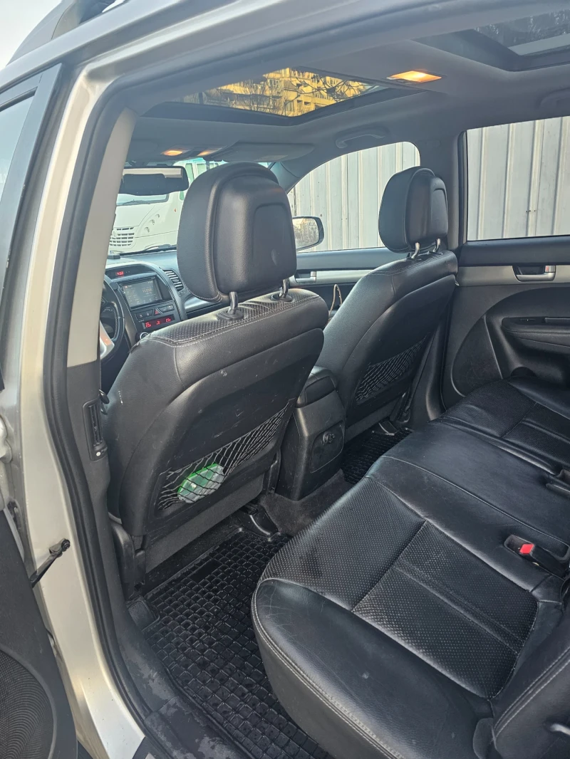 Kia Sorento, снимка 7 - Автомобили и джипове - 52825222