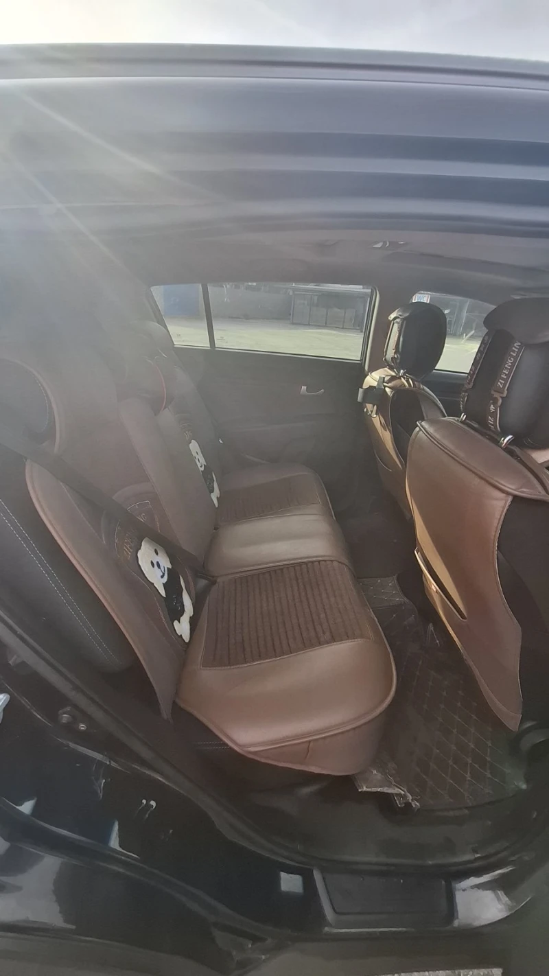 Kia Sportage, снимка 3 - Автомобили и джипове - 52931280