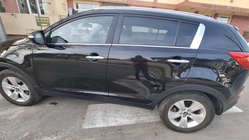 Kia Sportage, снимка 4 - Автомобили и джипове - 52931280