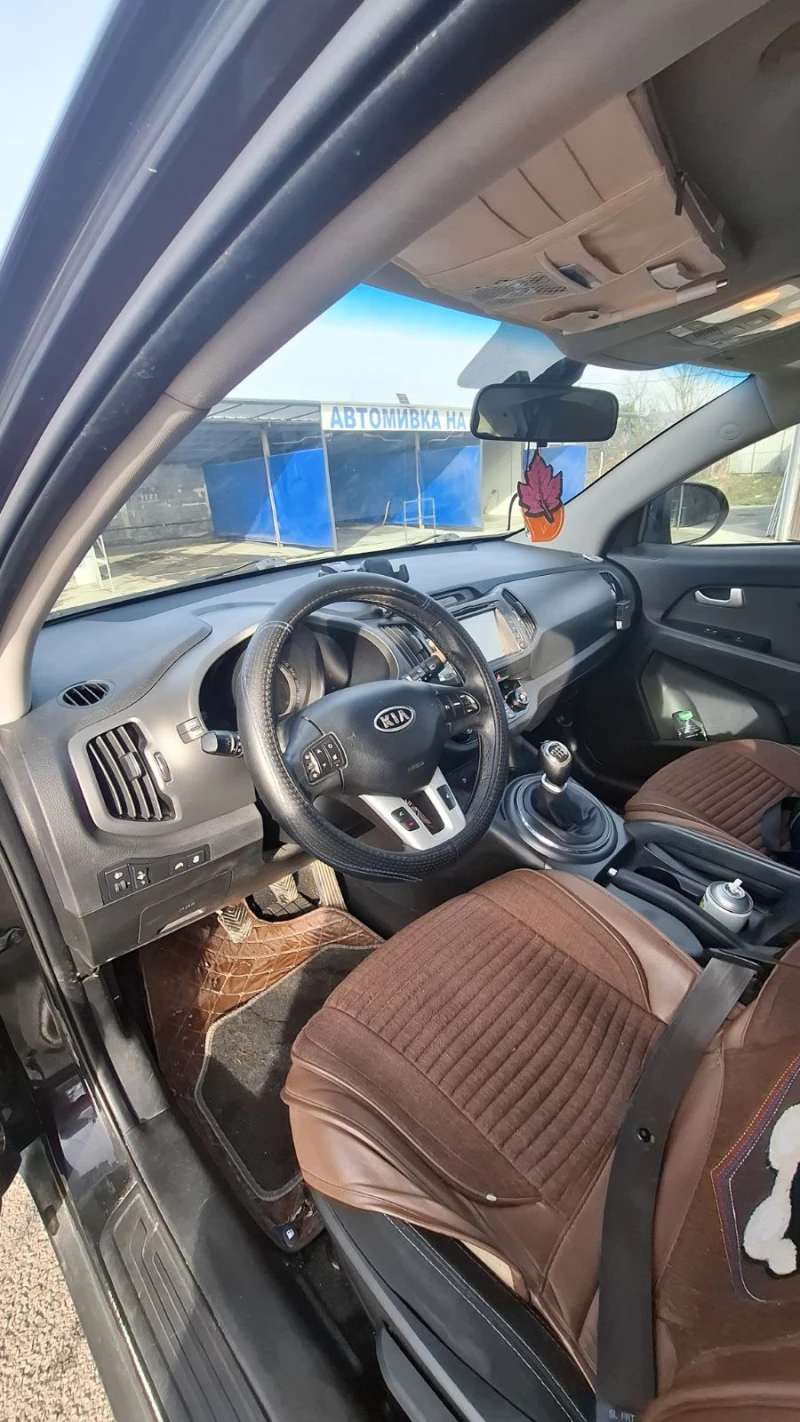 Kia Sportage, снимка 2 - Автомобили и джипове - 52931280