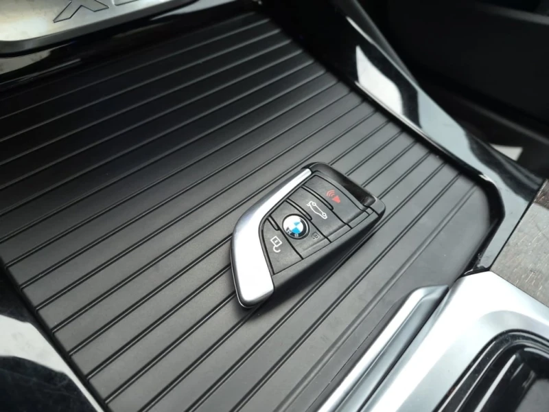 BMW X3 * XDRIVE30I * CARFAX * БЕЗ ПЪРВОНАЧАЛНА ВНОСКА, снимка 8 - Автомобили и джипове - 53361279