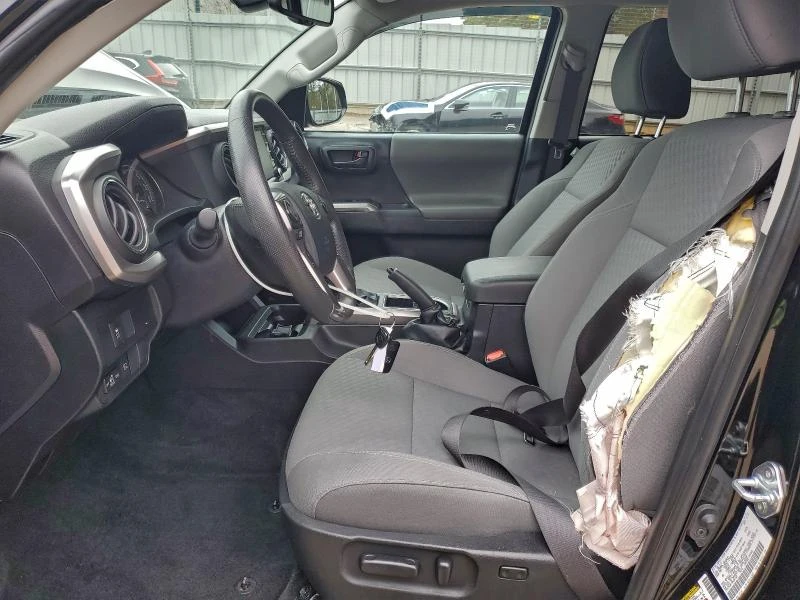 Toyota Tacoma 3.5L 6 4x4 w/Rear Wheel Drv, снимка 13 - Автомобили и джипове - 52884479