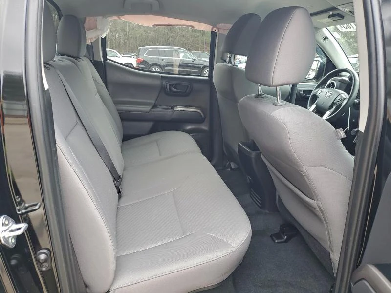 Toyota Tacoma 3.5L 6 4x4 w/Rear Wheel Drv, снимка 3 - Автомобили и джипове - 52884479