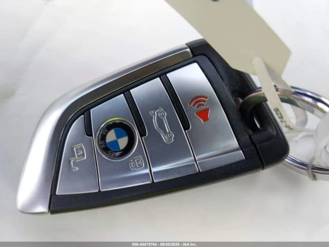 BMW X6 xDrive40i* HARMAN KARDON* HUD* КОЖА* ПОДГРЕВ* ПАНО, снимка 10 - Автомобили и джипове - 55399365