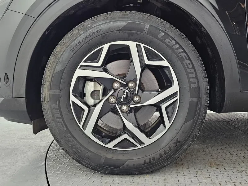 Kia Sportage Diesel 2.0 2Wd Trendy, снимка 5 - Автомобили и джипове - 56126605
