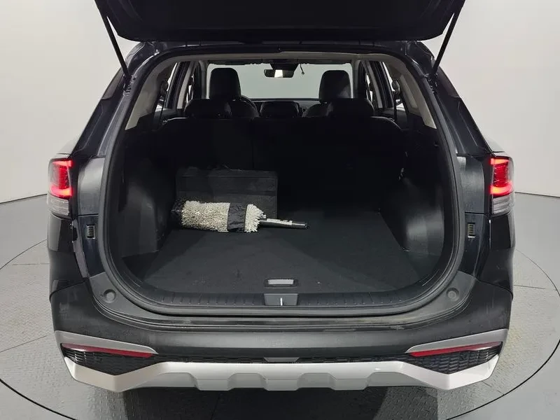 Kia Sportage Diesel 2.0 2Wd Trendy, снимка 16 - Автомобили и джипове - 56126605