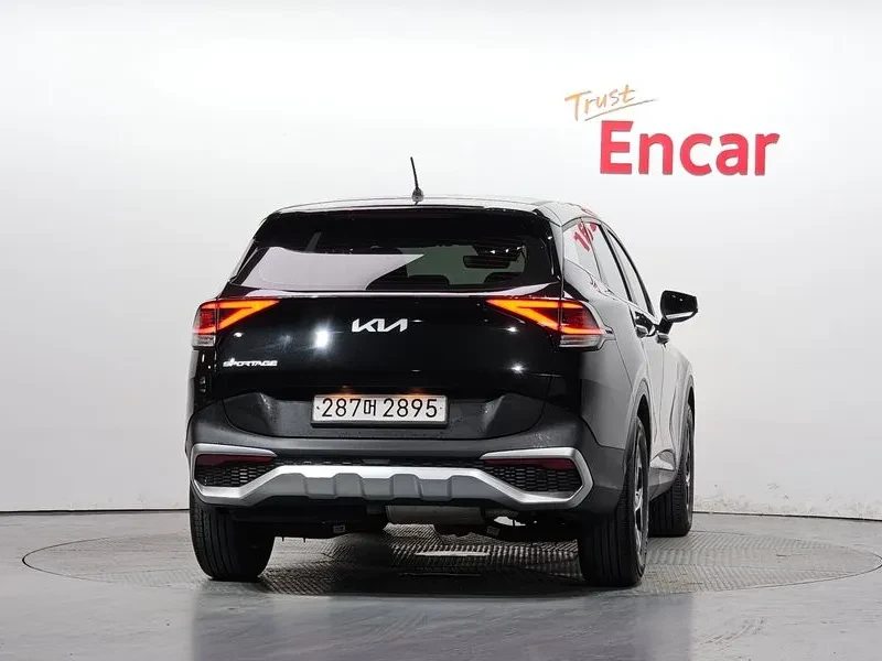 Kia Sportage Diesel 2.0 2Wd Trendy, снимка 4 - Автомобили и джипове - 56126605