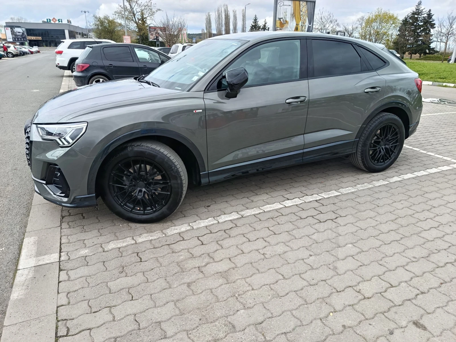 Audi Q3  - изображение 3