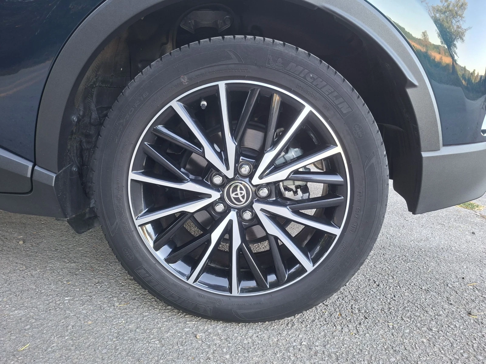 Toyota C-HR  - изображение 5