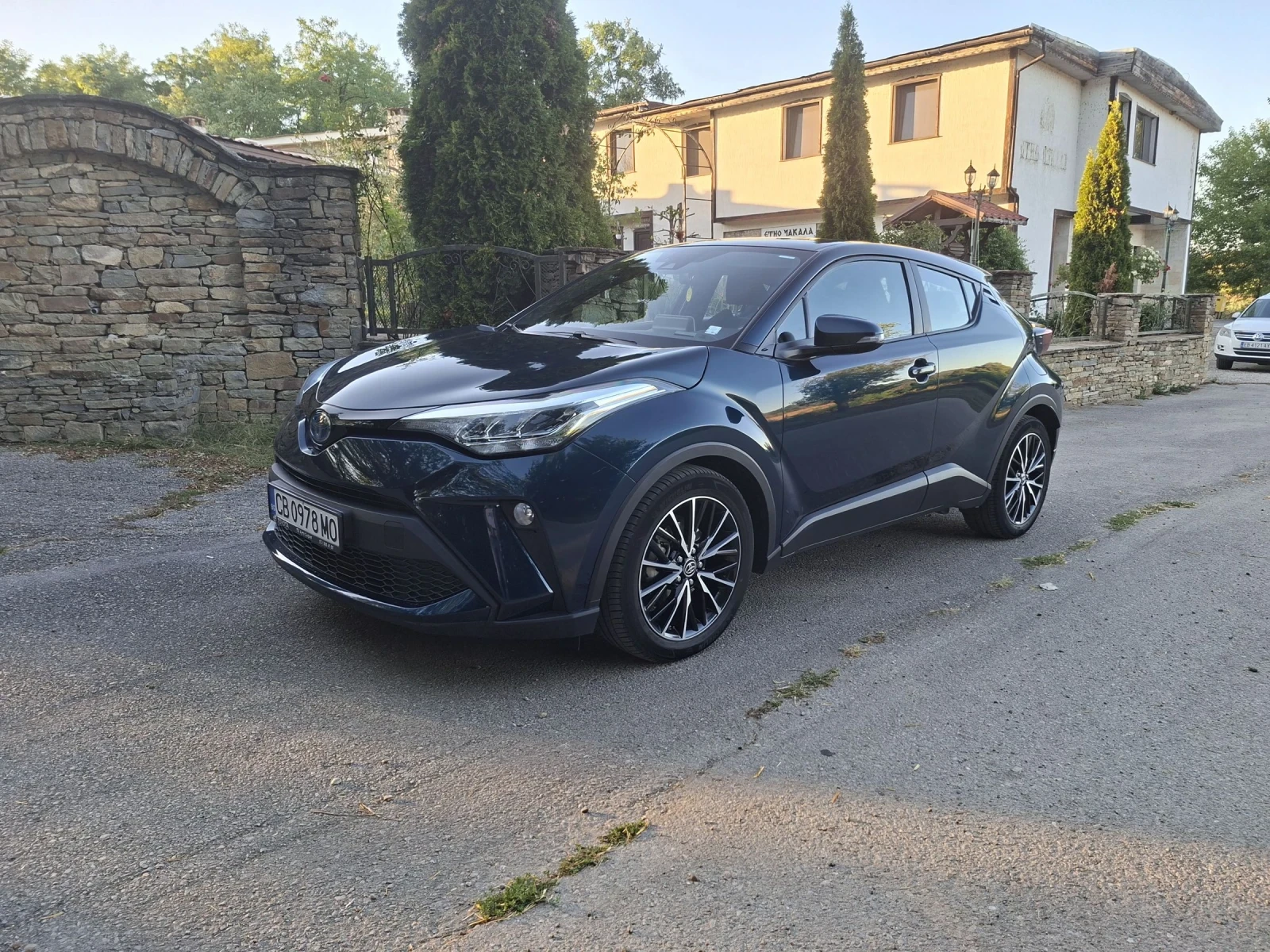 Toyota C-HR  - изображение 3