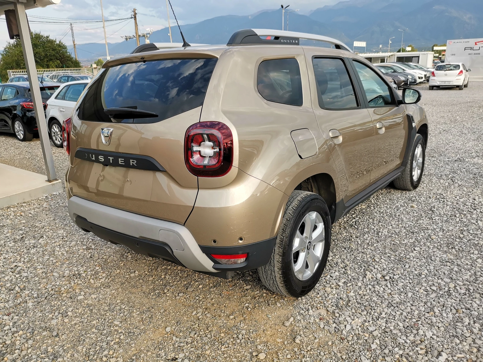 Dacia Duster 1.5dCi E6D - изображение 3