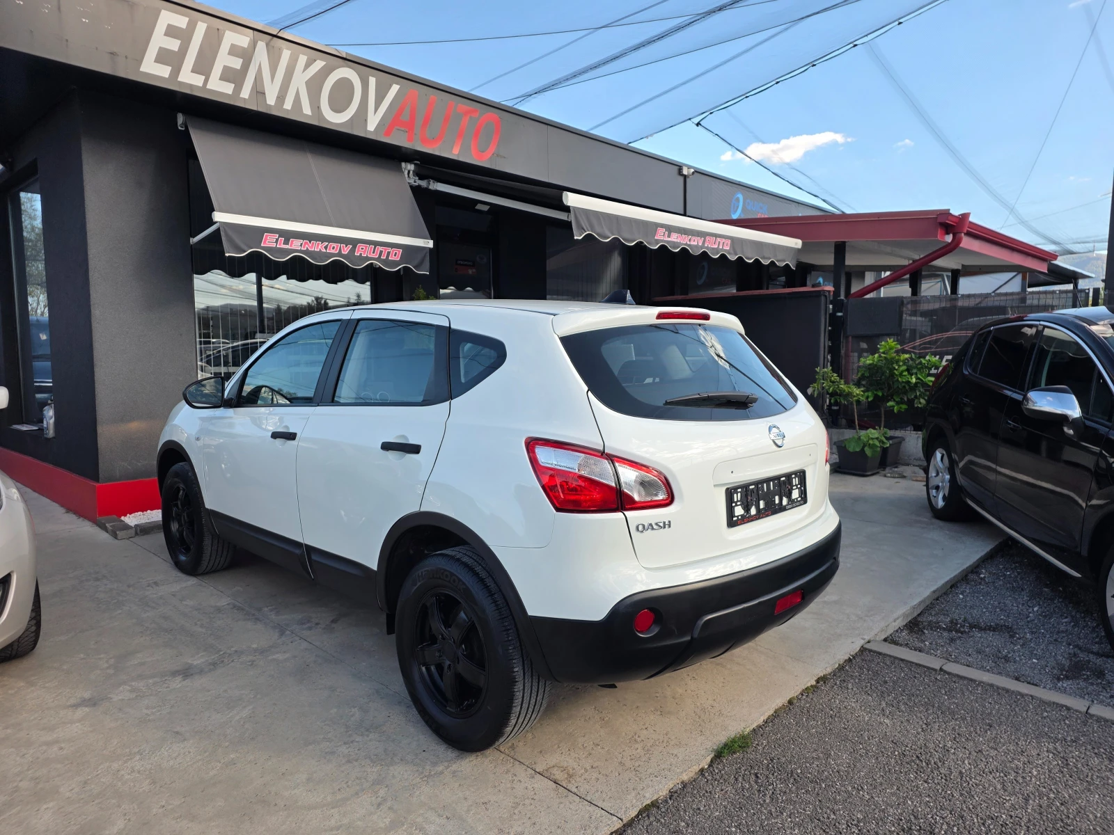 Nissan Qashqai 1.6i-117к.с EURO 5-КЛИМАТИК- ШВЕЙЦАРИЯ - изображение 6