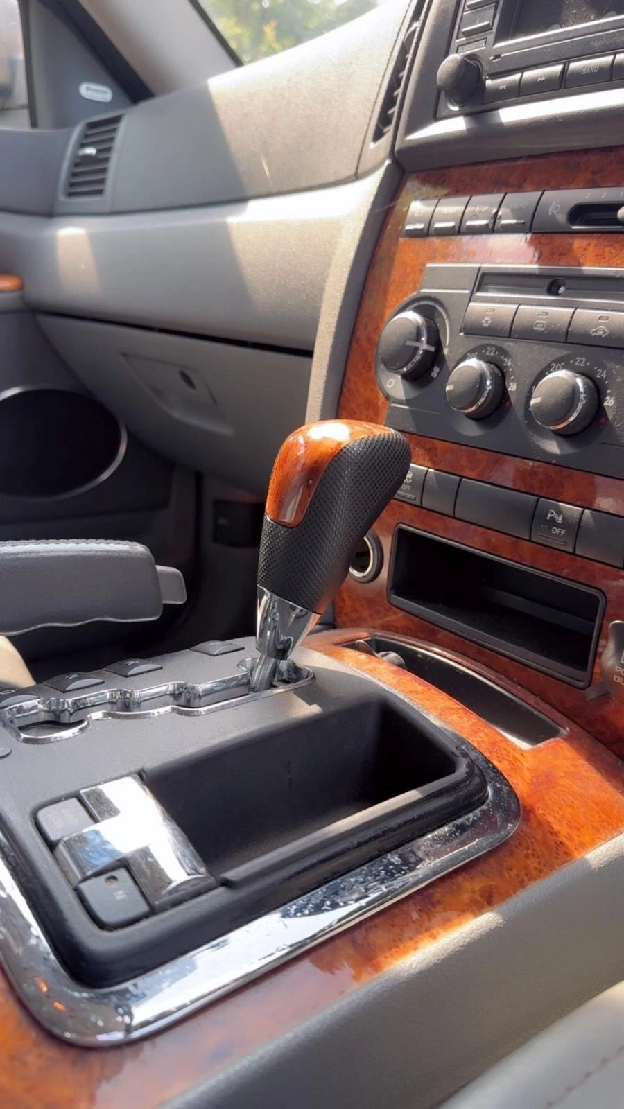 Jeep Cherokee ����������� �������� | Mobile.bg � ����������� 12