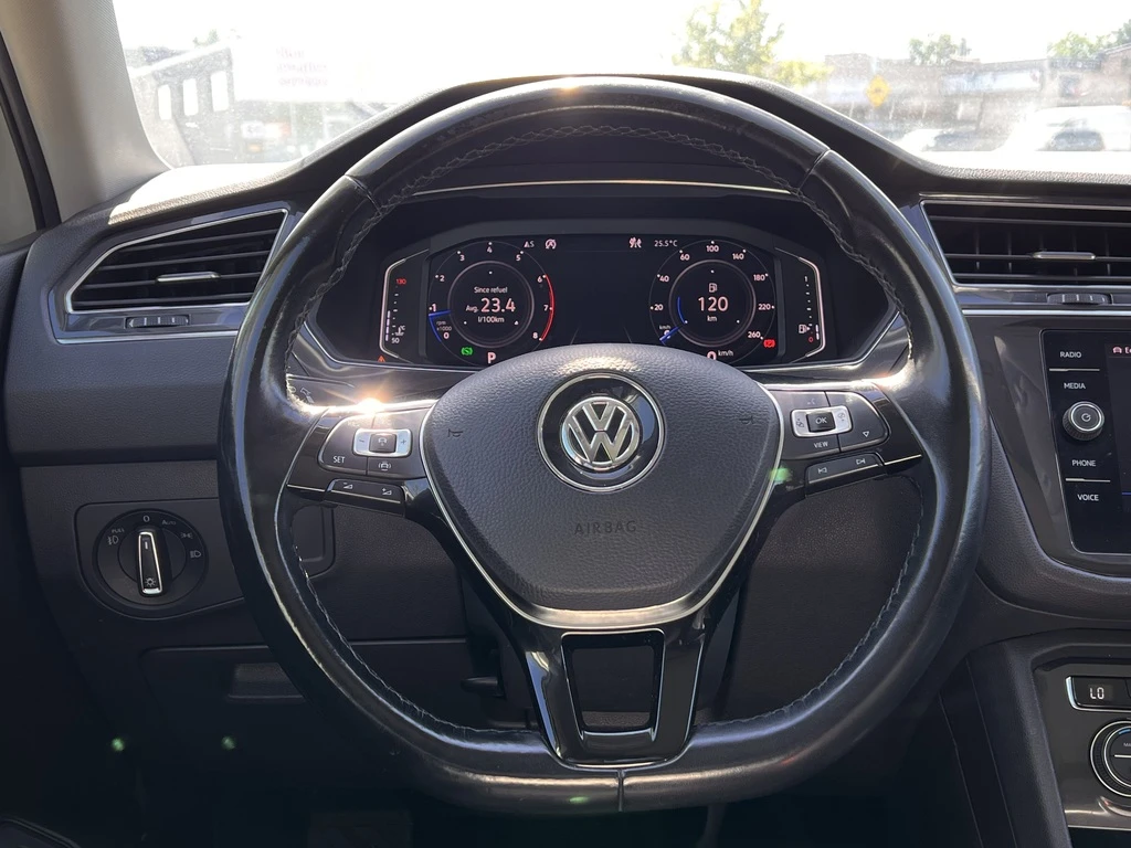 VW Tiguan HIGHLINE * 4MOTION* 4cyl * PANO* 360 CAM*  - изображение 6