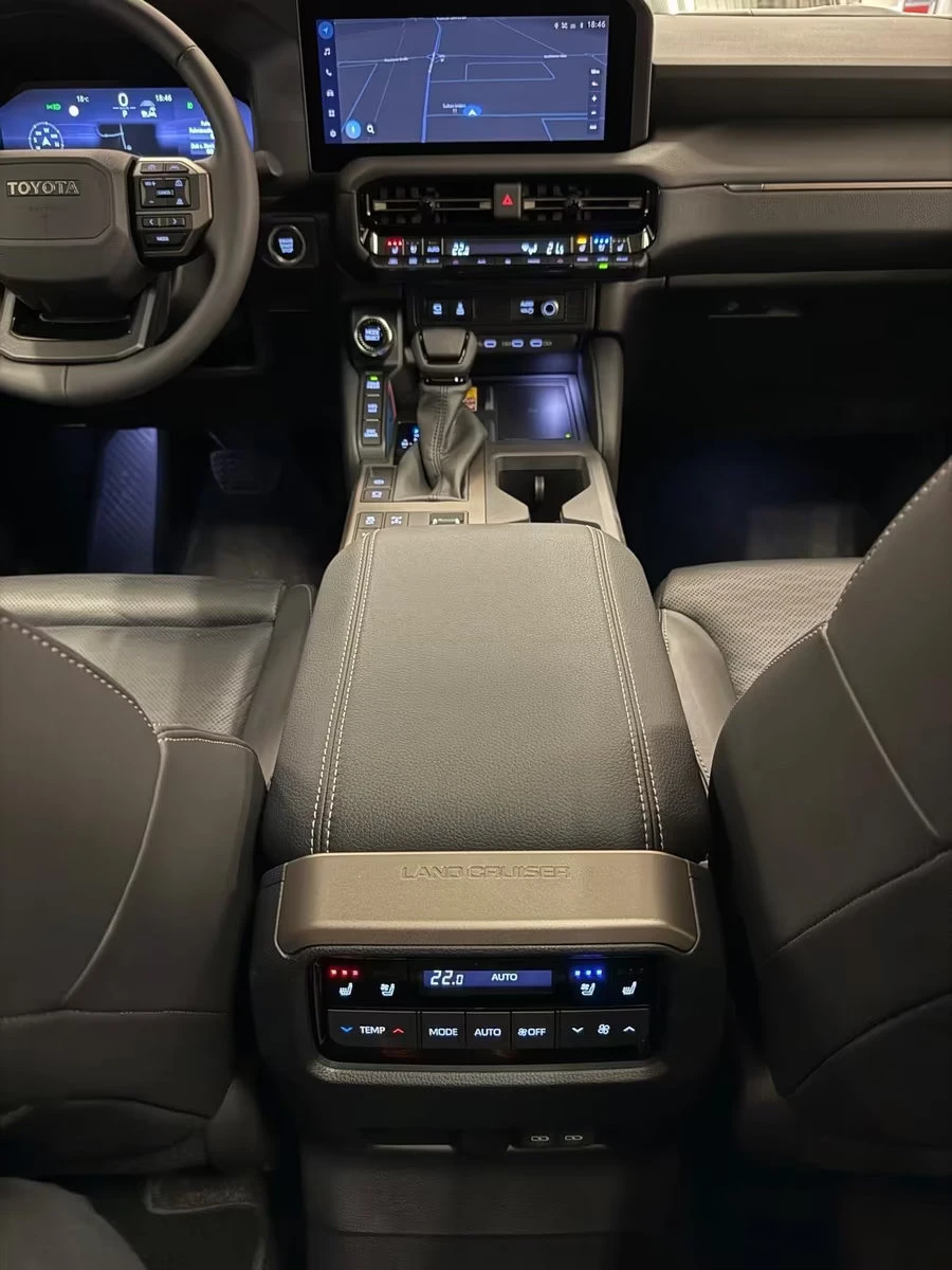 Toyota Land cruiser LC250/204HP/TEC-EDITION/7S/PANO/HUD/JBL/360/589g | Mobile.bg   11