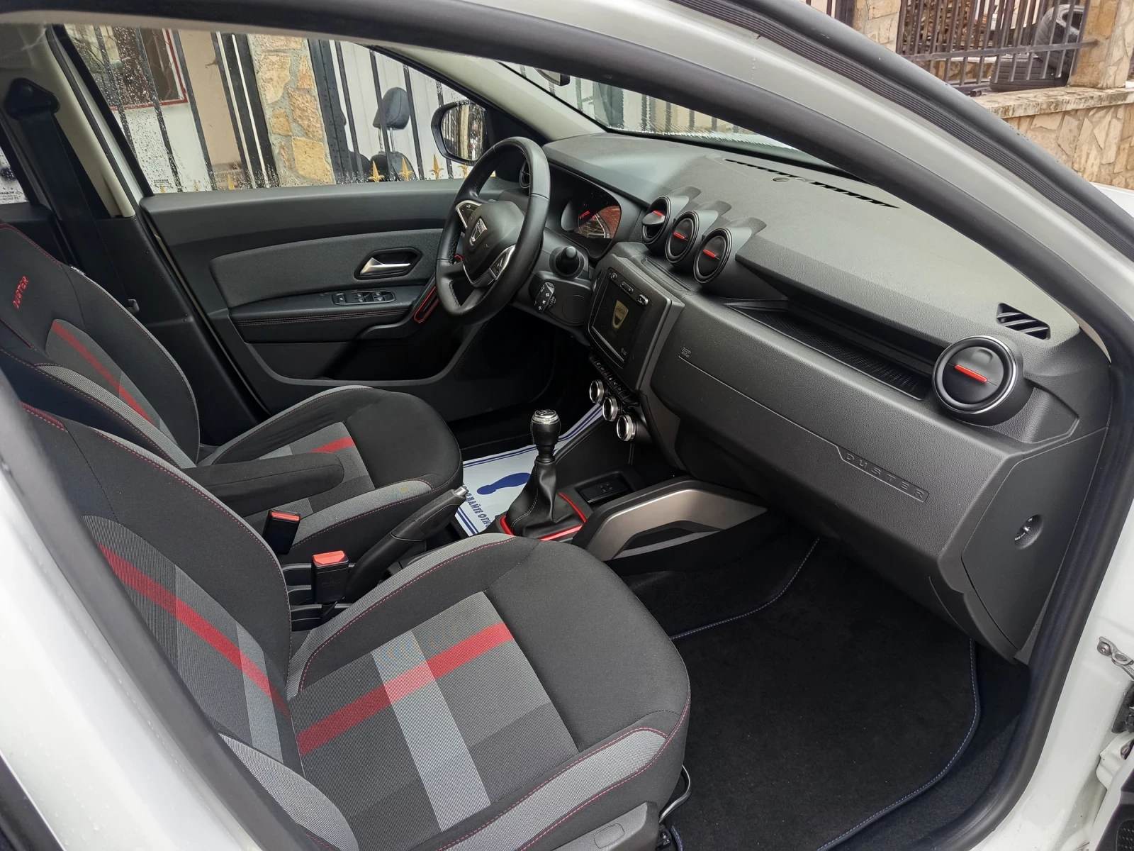 Dacia Duster 1.6 LPG 69000km. | Mobile.bg � ����������� 15