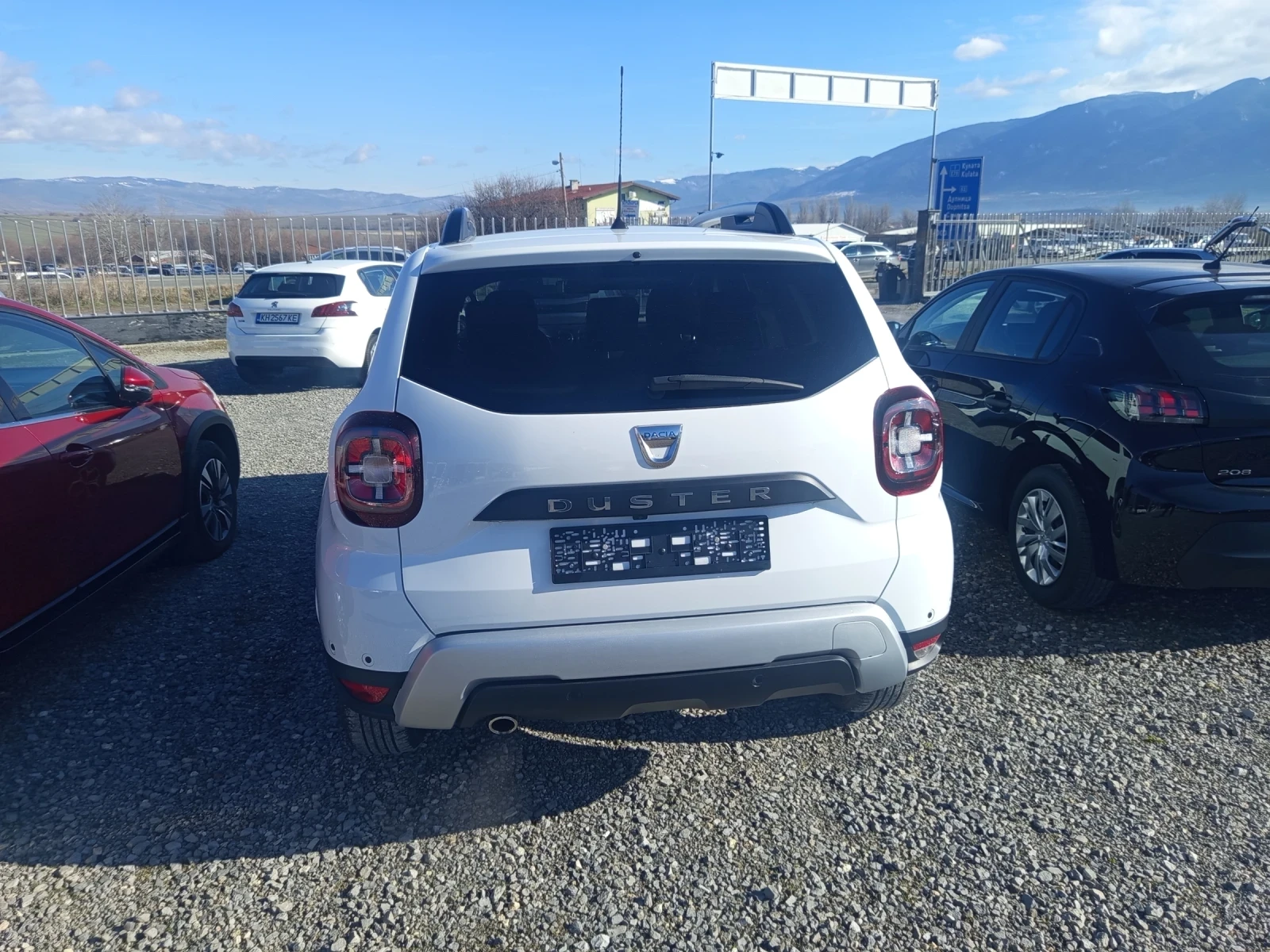 Dacia Duster 1600 - изображение 6