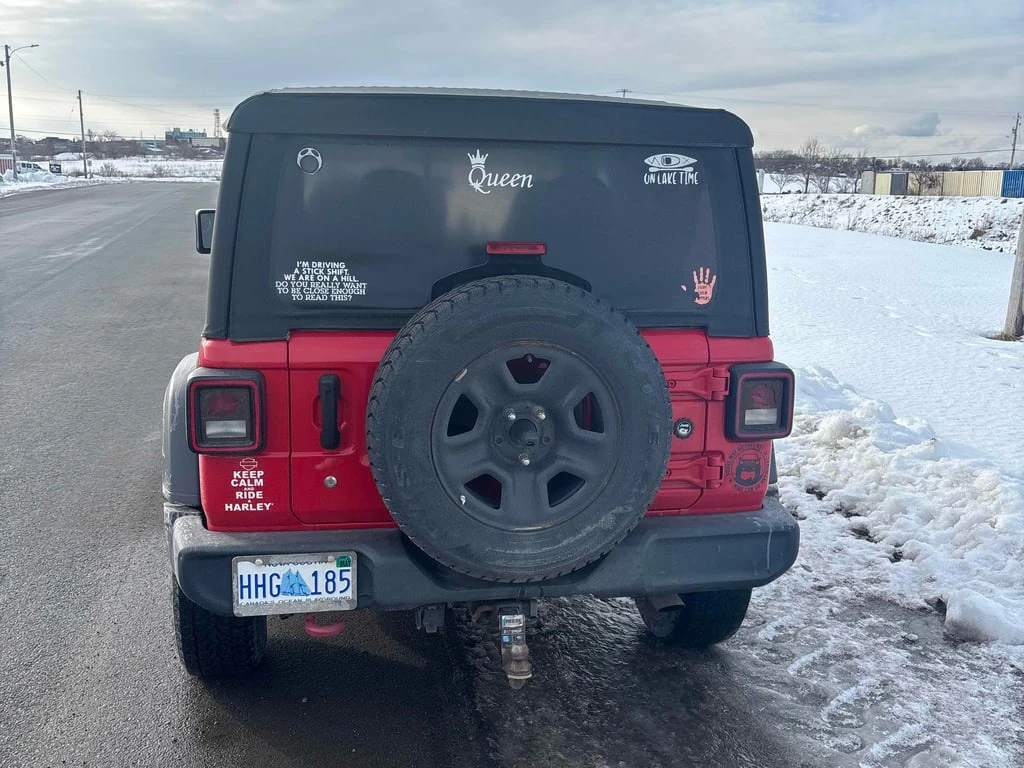 Jeep Wrangler * Sport S * CARFAX* ПОДГРЕВ - изображение 4